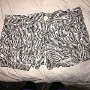 Express design studio size 0 midrise shorts
